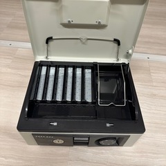 金庫　鍵付きの画像