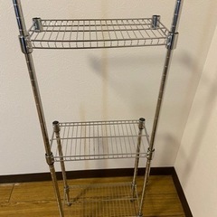 スチールラックの画像