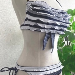 ドット柄 擬似紐パン フリルリボン ビキニ 胸元隠し✿の画像