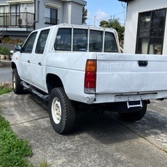 レストアベースに！T-QMD21 日産 ダットサンピックアップ トラック MT 4WD 1992年の画像