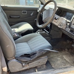 レストアベースに！T-QMD21 日産 ダットサンピックアップ トラック MT 4WD 1992年の画像