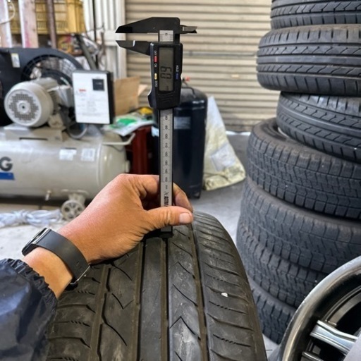 【商談中】215/50-17トーヨーSD7バリ山の入荷です！