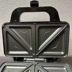 【中古品】【Toffy/トフィー】 ホットサンドメーカー K-HS1（アンティークレッド） 2枚焼き ミミまで焼ける 約5～6分 カンタン レトロ かわいい 朝ごはん 休日 モーニング K-HS1-ARの画像