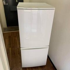 冷蔵庫/全自動洗濯機/電子レンジ3点セットの画像