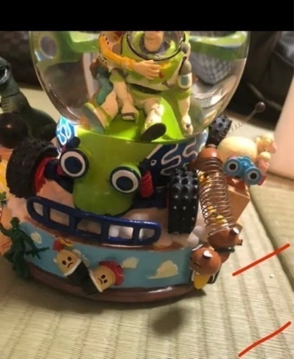 トイストーリー　スノーグローブ