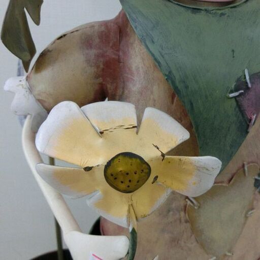 オブジェ お花を持った女の子 高さ86cm 大きめ 帽子をかぶった女の子 短パンの女の子 庭 ガーデニング 置物 飾り ディスプレイ 札幌 西野店