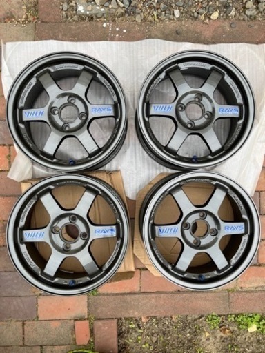 値下げします！４本セット超美品RAYS TE37 レイズ ボルクレーシング    15インチ6.5J OFF40 ４穴PCD100