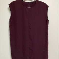 美品　ユニクロ　UNIQLO ノースリーブラウス　ワイン　H&M...