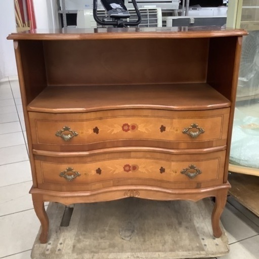 イタリア製　象嵌　猫足2段チェスト