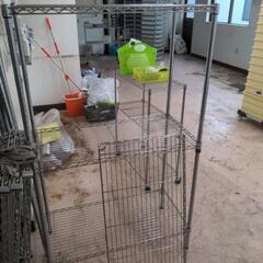 決まりました。メタルラック　棚4枚③