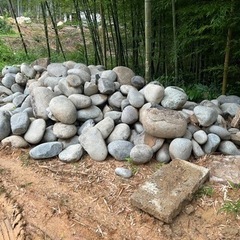 石、庭石　外構　DIYの画像