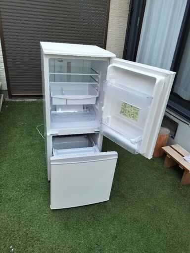 シャープ　冷蔵庫　SJ-14E3