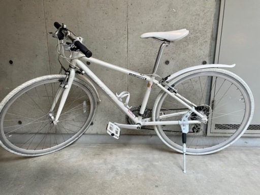 受け渡し決定　FUJI クロスバイク　タイヤサイズ700×28c  24変速