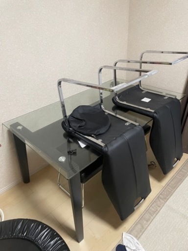 ガラスダイニングテーブルセット