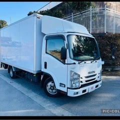 いすゞELFパワーゲート付き箱車