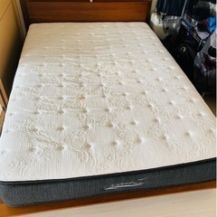 【引き取り限定】ダブルベッド マットレス付き　ニトリ　N-sleep hard