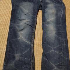 デニムパンツ？
