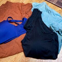 ユニクロと無印合計4着　夏服