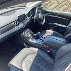 ジモティ限定売り切り掲載 アウディ　Ｓ８　整備済み 希少車　フルセグ　電動リアゲート　ＥＴＣ　バックカメラの画像