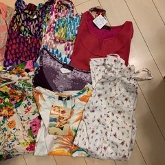 まとま売り　総柄 アジアン　かぎ編み　花柄　チュニック　Tシャツ ノースリ　タンクトップ　16点の画像