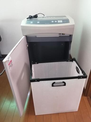 アイリスオーヤマ　オフィスシュレッダー