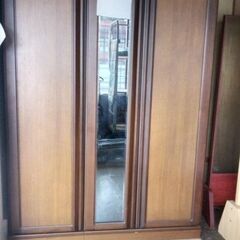 木製衣装棚