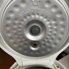 TIGER マイコン炊飯ジャー ３合炊飯器の画像