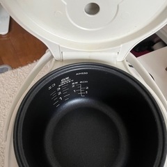 TIGER マイコン炊飯ジャー ３合炊飯器の画像