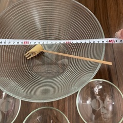ガラス　ボウル　4つセット　素麺、冷麺、フルーツポンチ　の画像