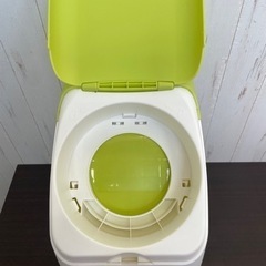 無料！Aprica (アップリカ) 紙おむつ処理ポット におわなくてポイ☆ゴミ箱☆グリーン【こちらは店舗です。浜村鹿野温泉ICから3分 買取本舗 宮本リサイクル 営業時間９～１９時 定休日水曜日】の画像