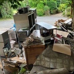 【商談成立】義務用冷蔵庫やソファなどを回収の画像