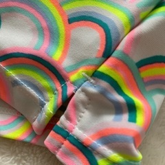 新品♡baby gap♡ラッシュガード虹★12～18months  80cmの画像