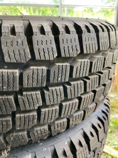 タイヤ　185R14 6PR LT スタッドレス