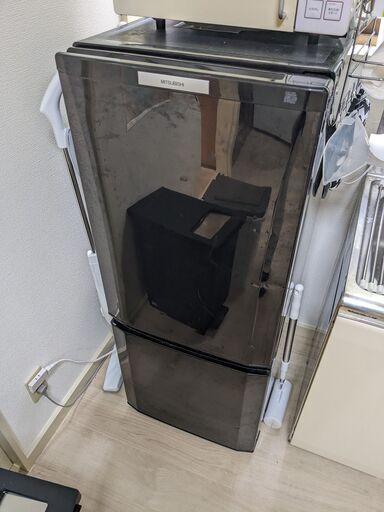 冷蔵庫（MITSUBISHI）取りに来れる方限定