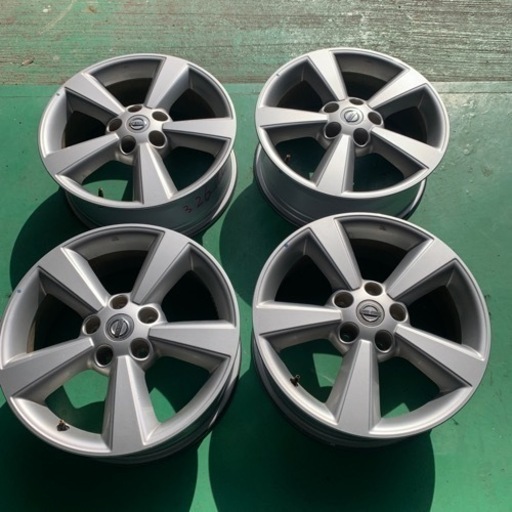 日産　17インチ　ホイール　4本　セット