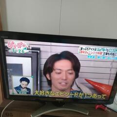 【取りに来て頂ける方限定価格】SHARP LC-32E7 32型+テレビ台の画像