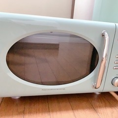 冷蔵庫と電子レンジです2点ですの画像
