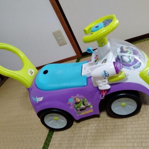 バズ・ライトイヤーの乗り物