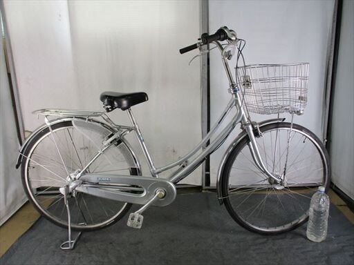 C864　限定特価　整備済み★ブリヂストン　ジョブナ★ 中古自転車 【26インチ　シルバー 】