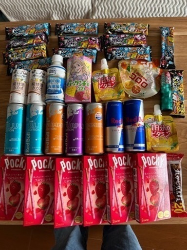 お菓子とジュース詰め合わせ