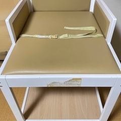 カトージ おむつ台 木製 白×ナチュラル おむつ交換台の画像