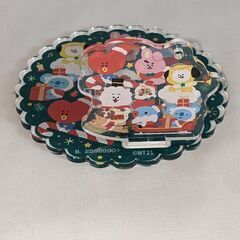 クリスマス　BT21　アクリルスタンドの画像