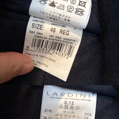 LARDINI ラルディーニ 男性スーツ 上下の画像