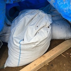 【引取限定】庭土の土嚢いりませんか？