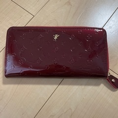 お譲り先決まりました 長財布