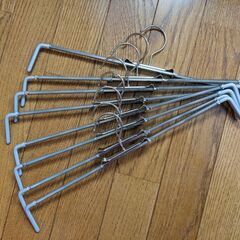 【8本セット】マワハンガー　パンツ・スカート用