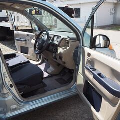 福祉車両ライフG：電動回転リフトアップシート車両：専用バックモニター・ＥＢＤ付ＡＢＳ＋ブレーキアシスト他装備あり！商品価格で車検整備や保険・税金など一切を含んで石川県内登録の店頭渡だと一切の追加費用は御座いません。 安心の支払総額表示を行っています☆コミコミのポッキリ価格です。☆長期ローンOK☆審査心配な方ご相談ください。の画像