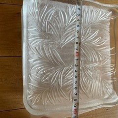 四角いガラス皿2枚の画像