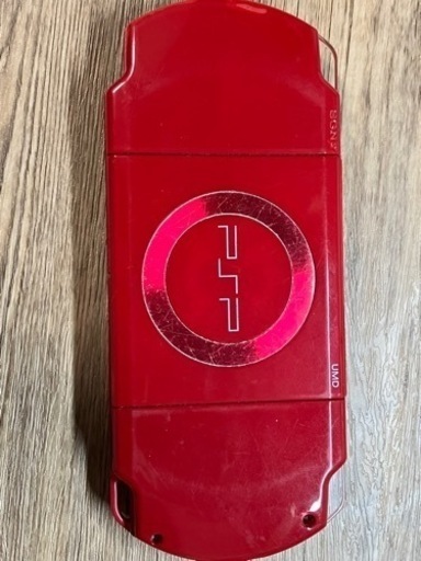 【中古傷あり】PSP2000 ソフト3本付き(商品説明詳細あり)