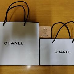 【お値下げ✨CHANEL3点】ファンデーションSAMPLE、ショ...